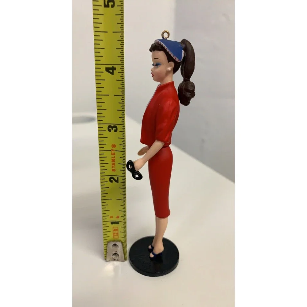 Hallmark Keepsake BUSY GAL Fashion Barbie #8 IN SERIES 2001 Ornament